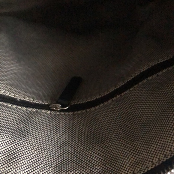 Vince Camino Handbag - Picture 11 of 13